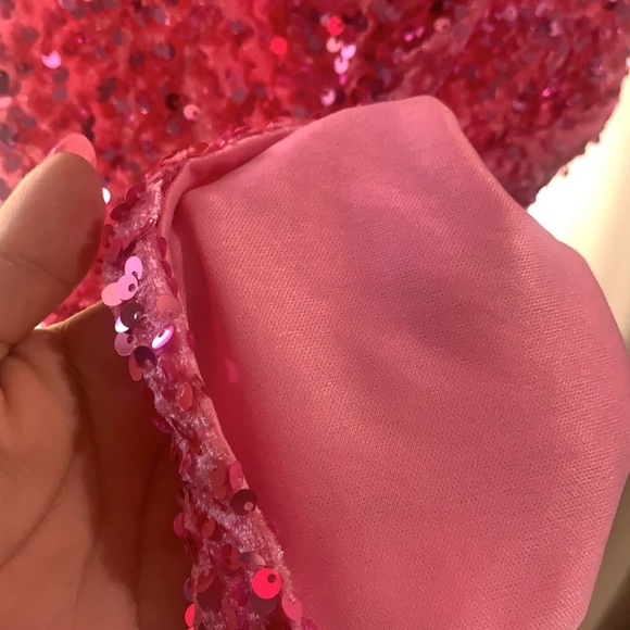 Pink sequined dress - Picture 4 of 6